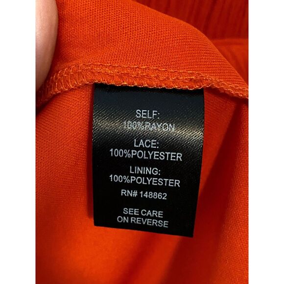 Torrid Size 10 Dress Crochet Lace Eyelet Bodice Gauze Skirt Sleeveless Zip Red - Picture 9 of 10